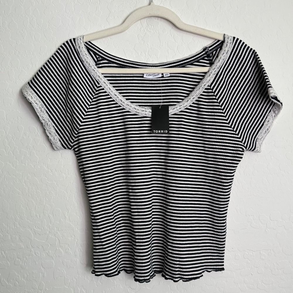 Torrid Lovesick Women Cotton Knit Top 1X Black White New Lace Trim Ribbed Scoop